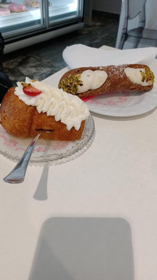 Fortezza Villa Azzurra Agnone Bagni Zewnętrze zdjęcie